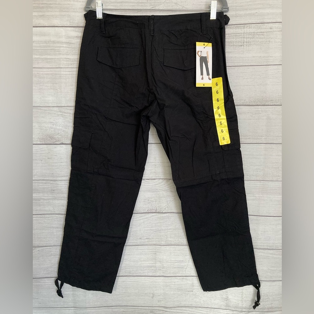 Blossom & Clover | NWT Ladies Cargo Ankle Pants - Picture 3 of 9